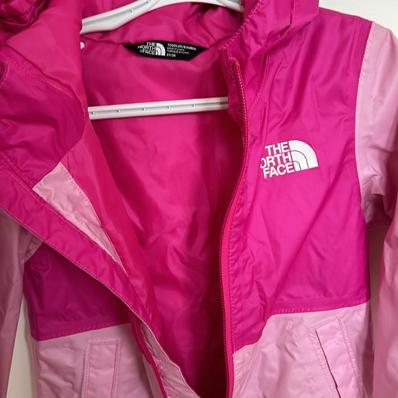 The North Face Toddler Jacket - Picture 3 of 4